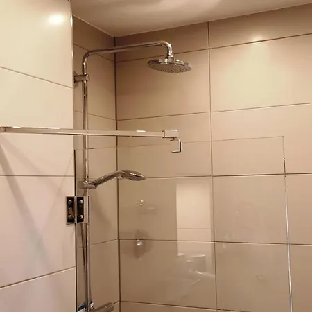 Residenz Seeblick 3 Balkon Mit Zugang Zum Garten Зеллин