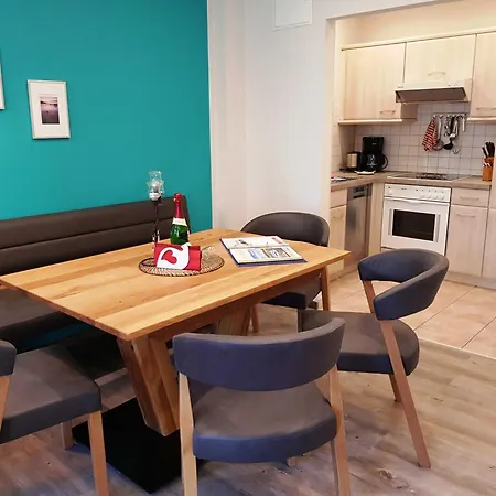 Residenz Seeblick 3 Balkon Mit Zugang Zum Garten Зеллин