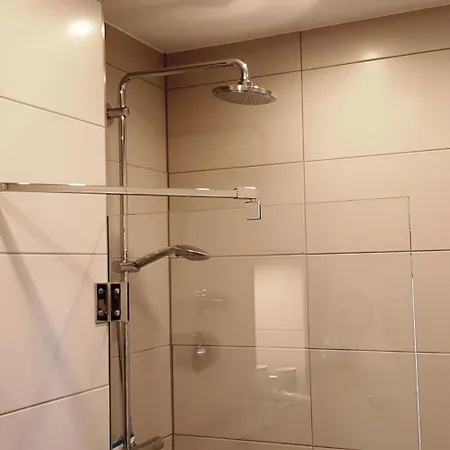 Residenz Seeblick 3 Balkon Mit Zugang Zum Garten Зеллин