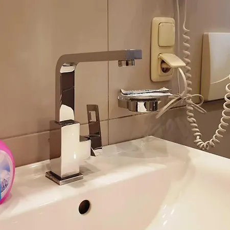 Residenz Seeblick 3 Balkon Mit Zugang Zum Garten Апартаменты *