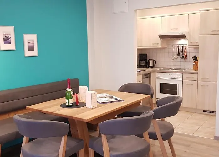 Residenz Seeblick 3 Balkon Mit Zugang Zum Garten * Зеллин