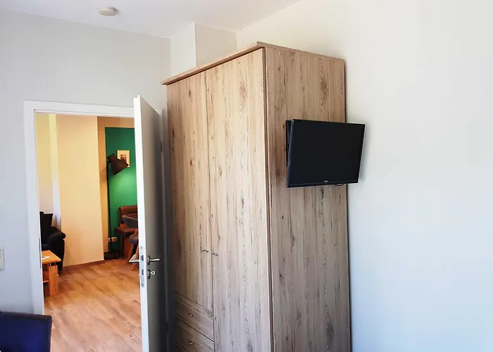 Residenz Seeblick 3 Balkon Mit Zugang Zum Garten Апартаменты Зеллин