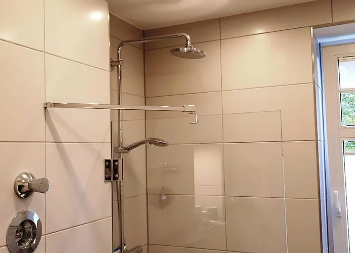 Residenz Seeblick 3 Balkon Mit Zugang Zum Garten Зеллин