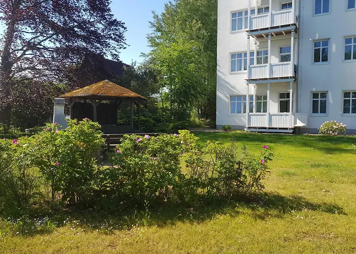 Residenz Seeblick 3 Balkon Mit Zugang Zum Garten Апартаменты Зеллин