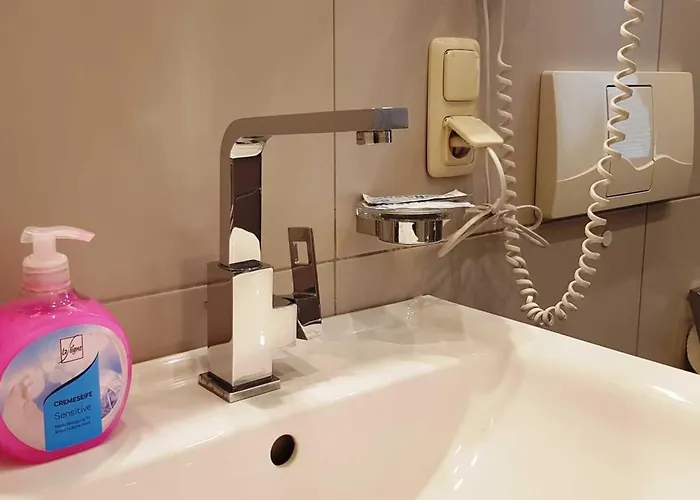 Residenz Seeblick 3 Balkon Mit Zugang Zum Garten Apartment *