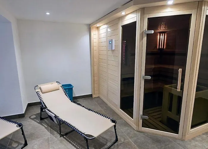 Residenz Seeblick 3 Balkon Mit Zugang Zum Garten * Sellin (Rugen)